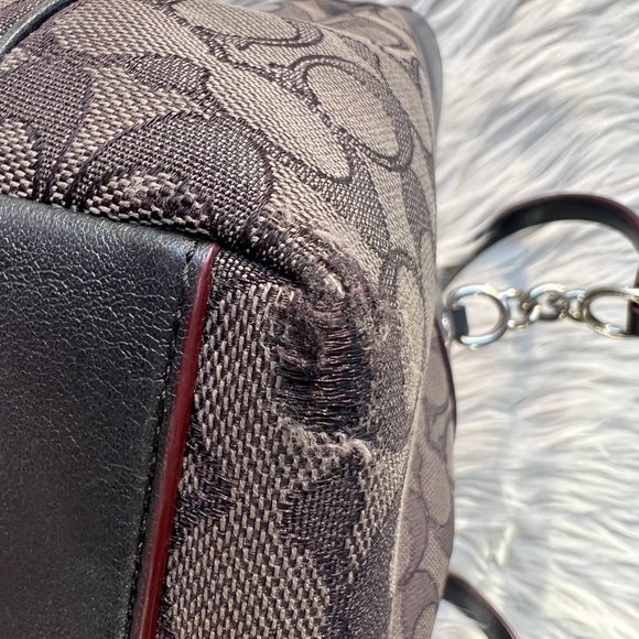 Coach shoulder bag - Picture 12 of 16